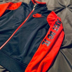 Nike boys track jacket